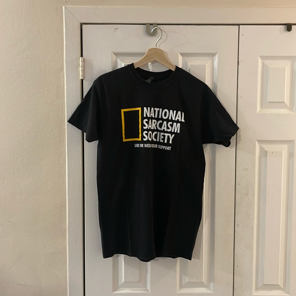 M & O Gold “National Sarcasm” T Shirt size medium in black